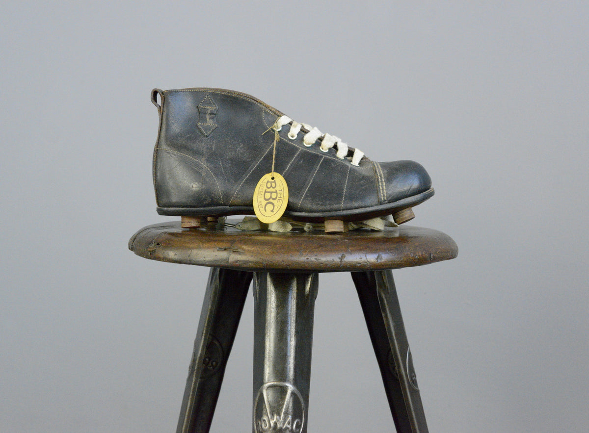 deadstock football boots